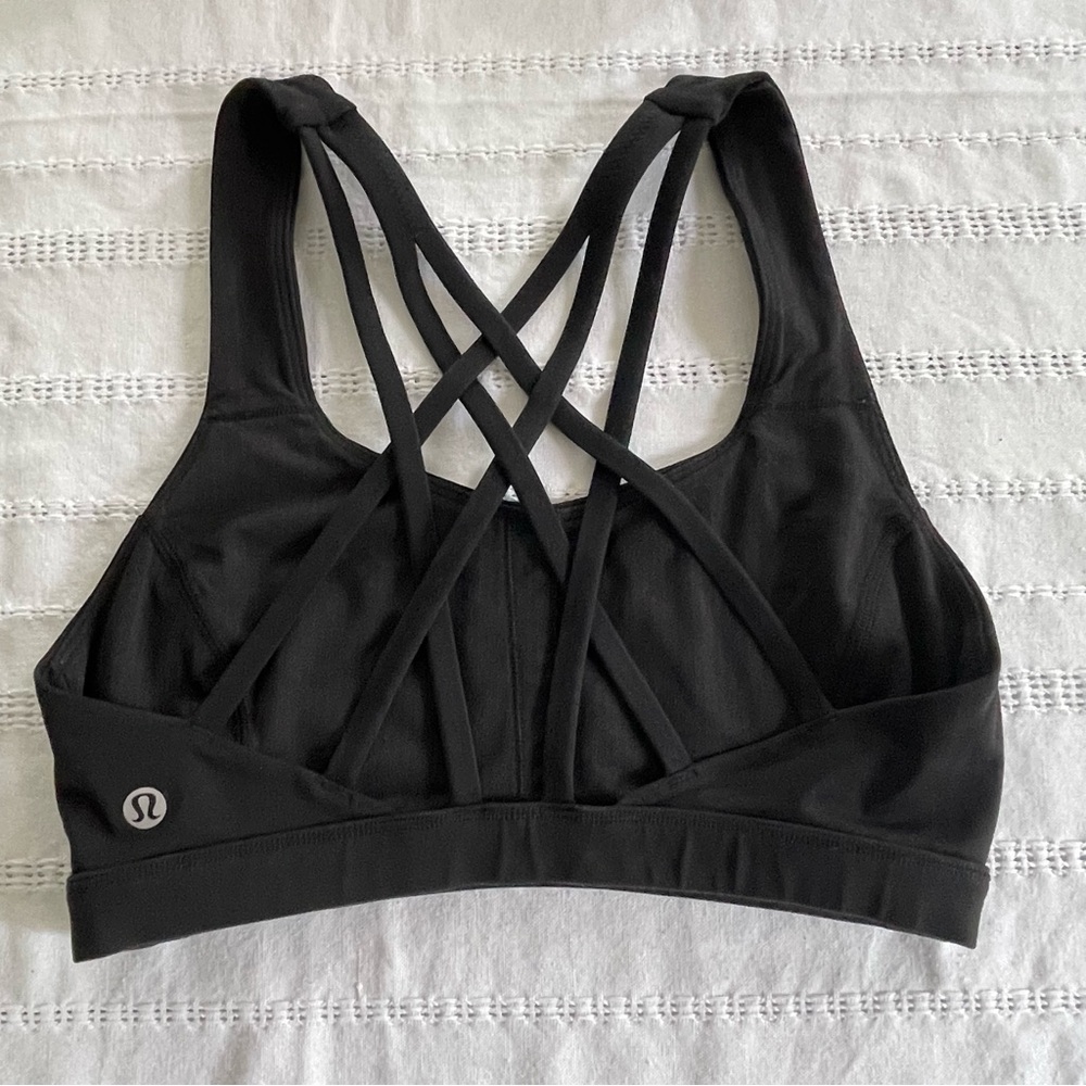lululemon athletica Black Free To Be sport Bra size 4